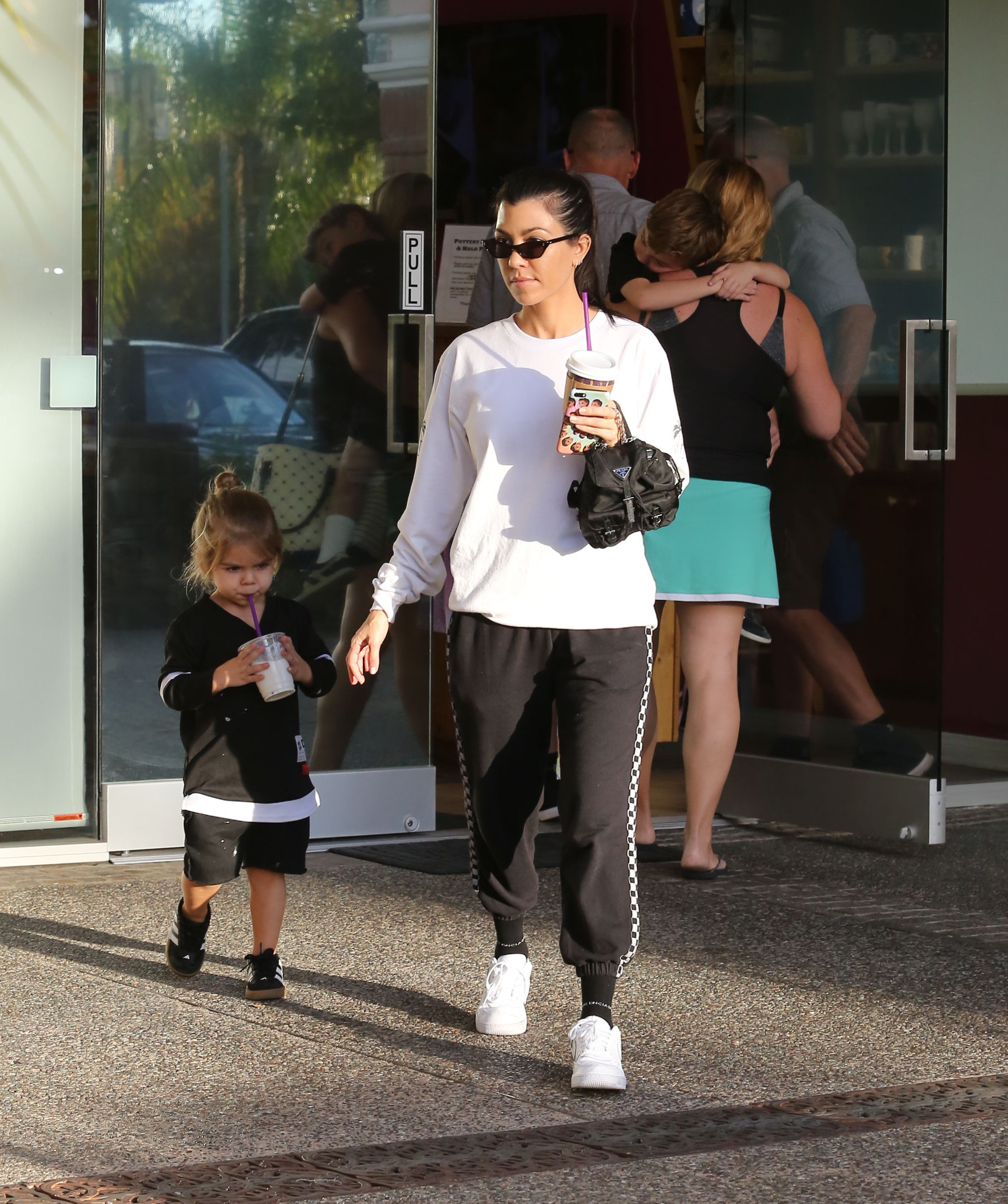 Access_Kardashian_20.jpg