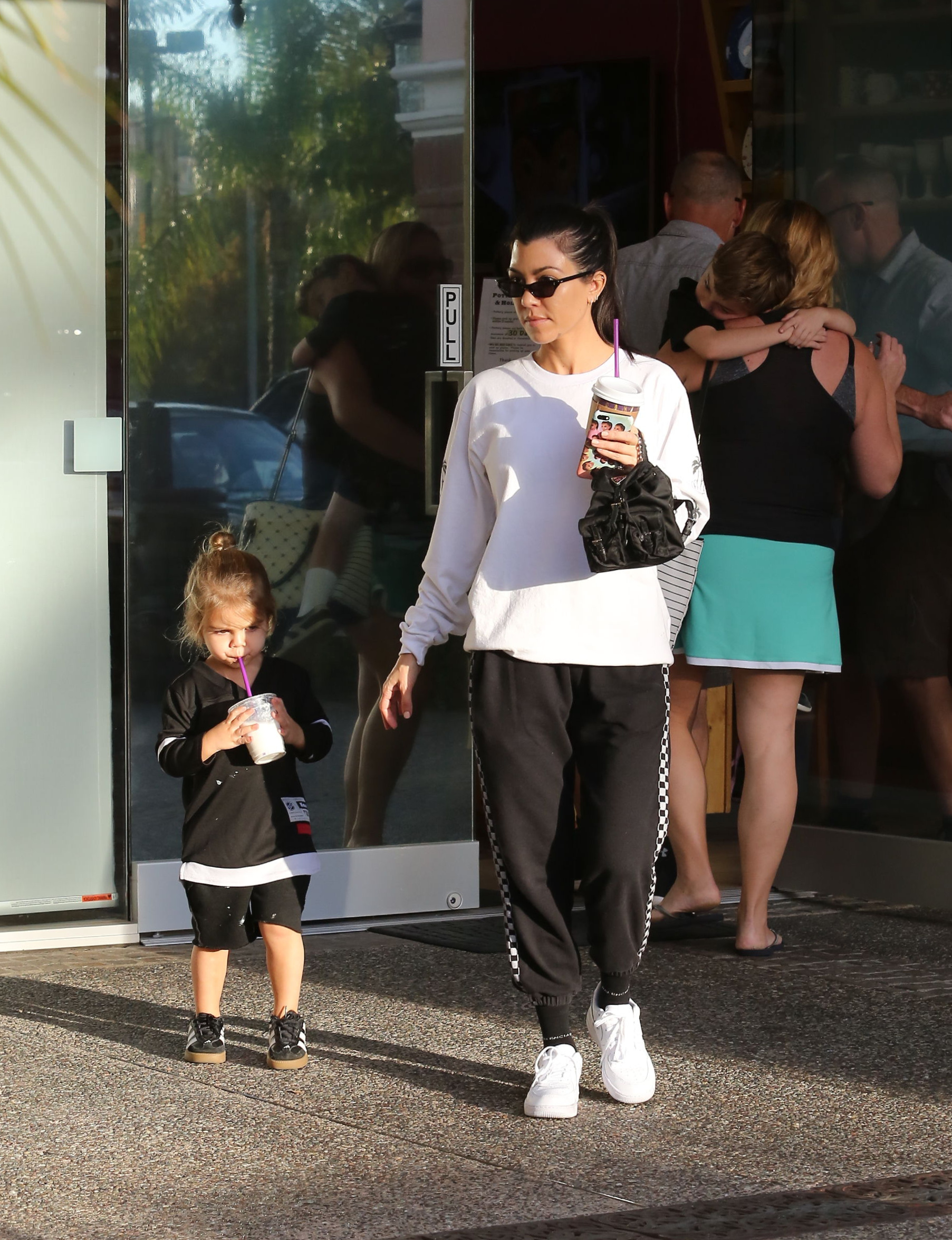 Access_Kardashian_21.jpg