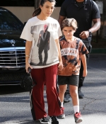 Access_Kardashian_12.jpg