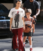 Access_Kardashian_8.jpg