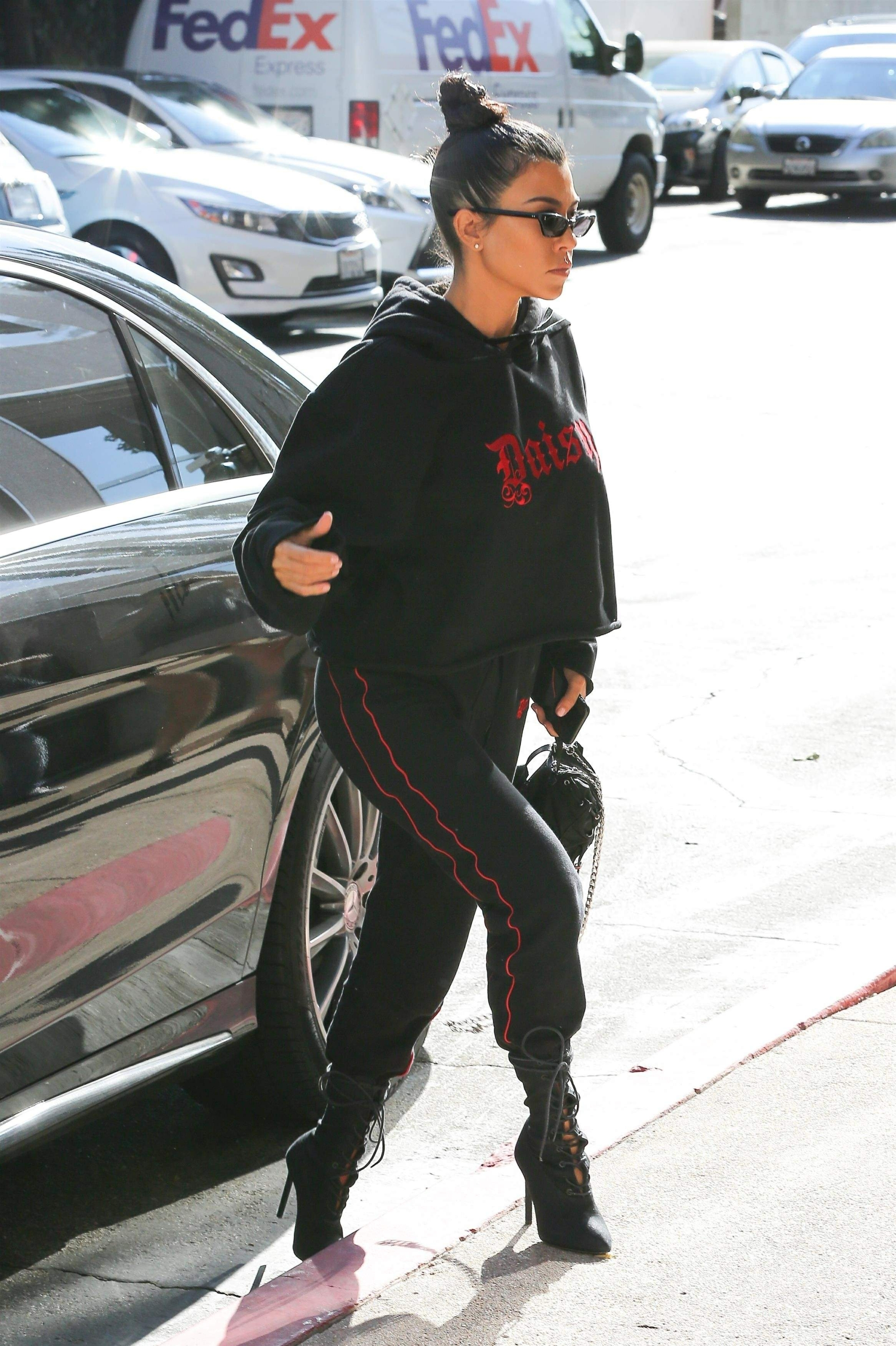 Access_Kardashian_1.jpg