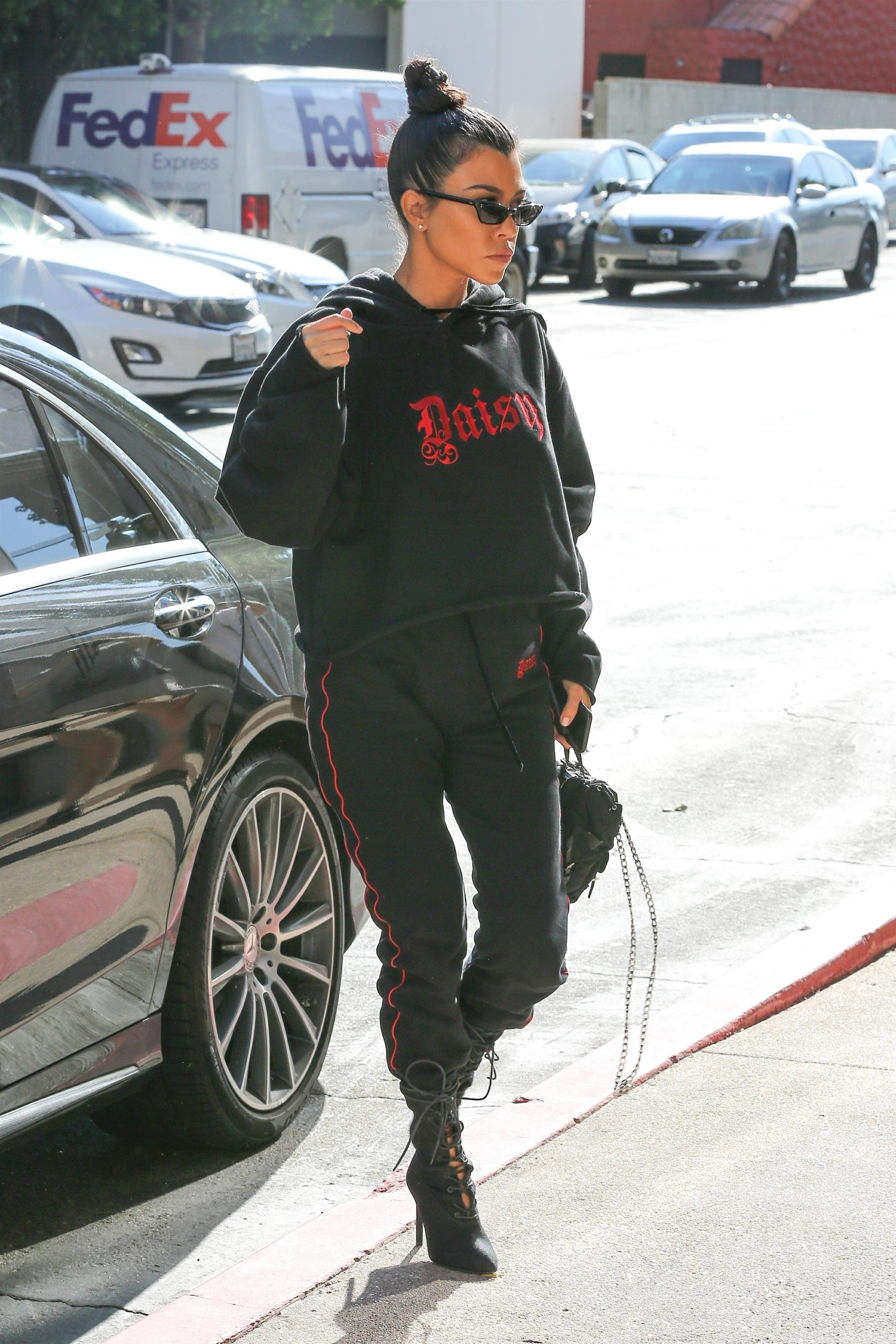 Access_Kardashian_2.jpg