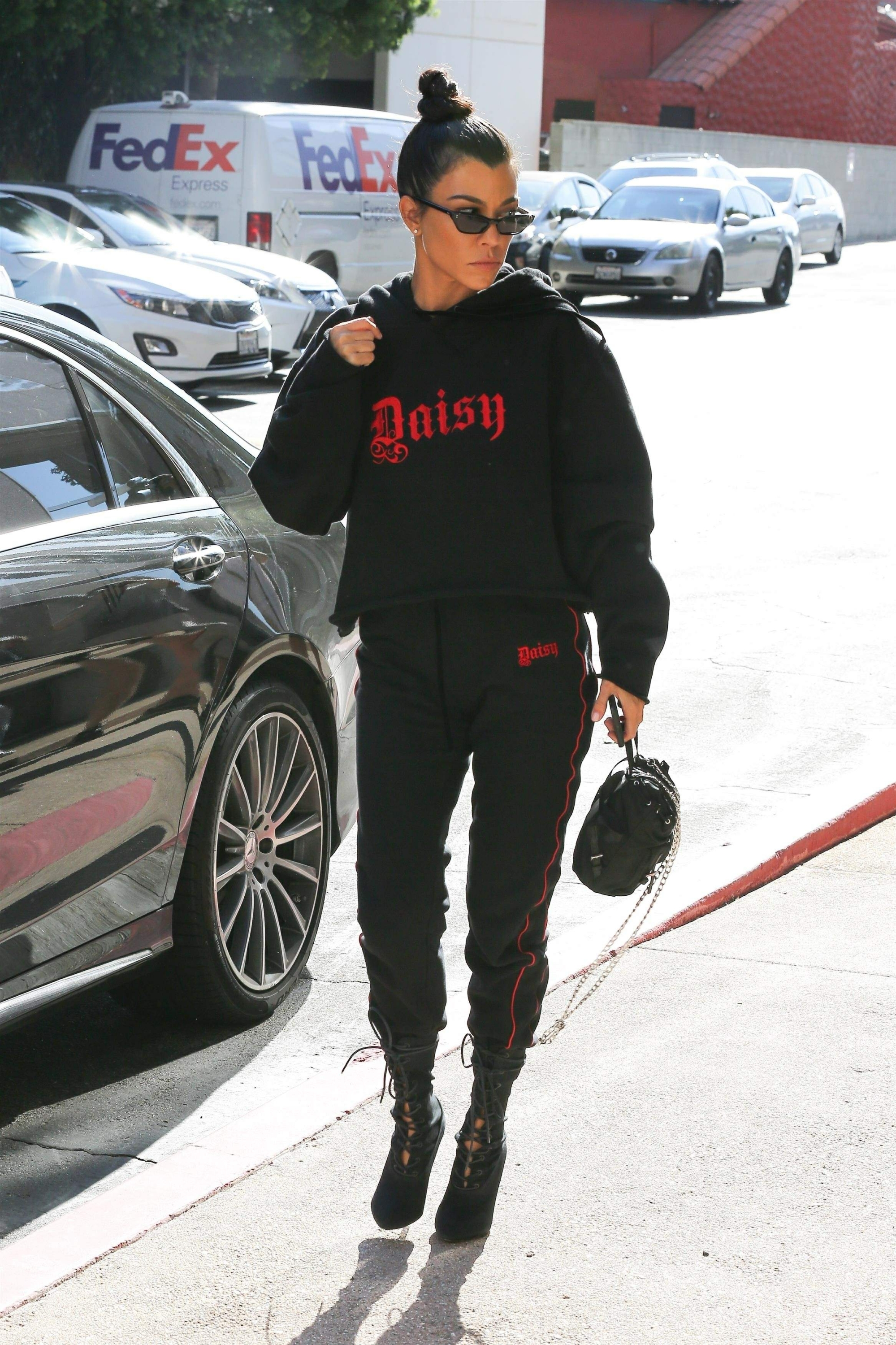 Access_Kardashian_5.jpg