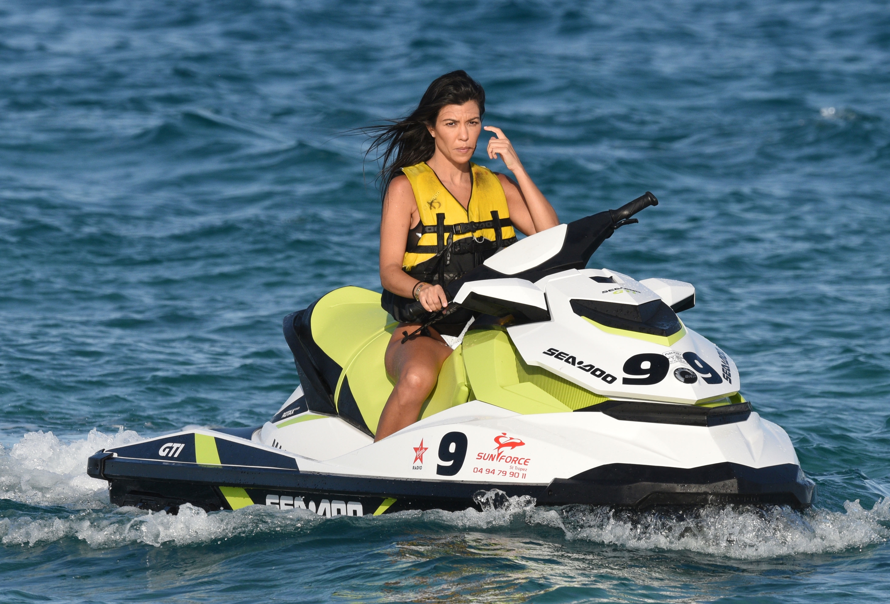 Access_Kardashian_92.jpeg