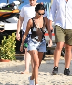 Access_Kardashian_3.jpg