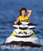 Access_Kardashian_80.jpg