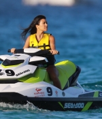 Access_Kardashian_90.jpg