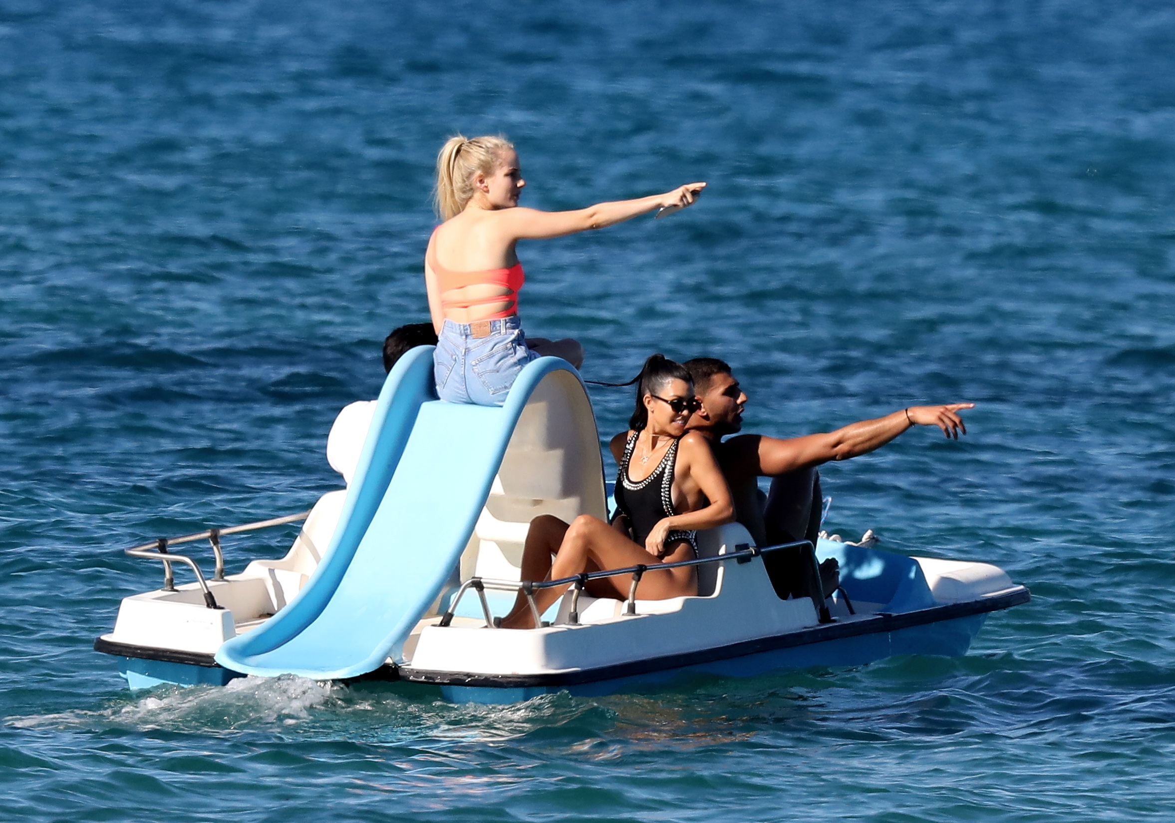 Access_Kardashian_116.jpg