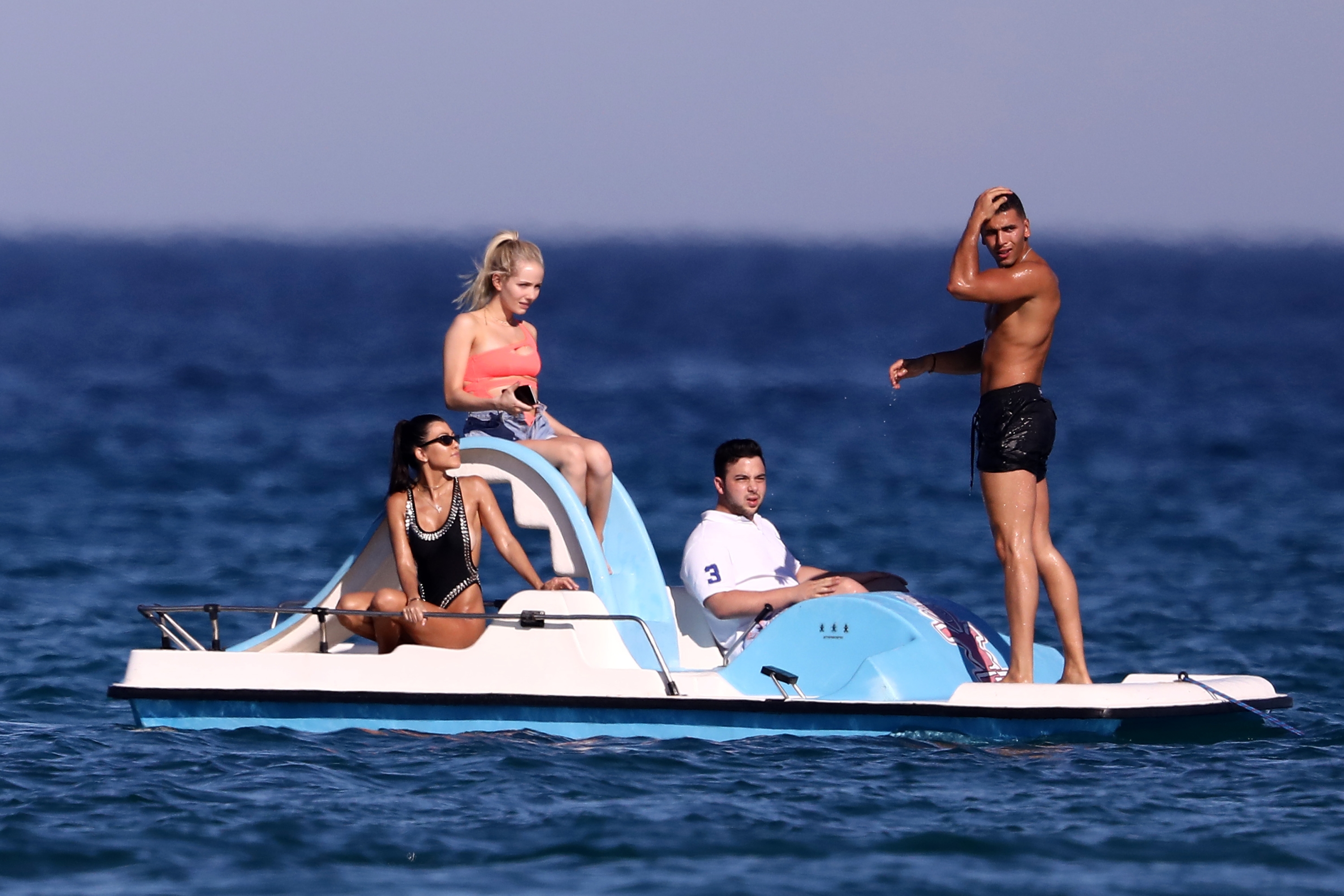 Access_Kardashian_12.jpg