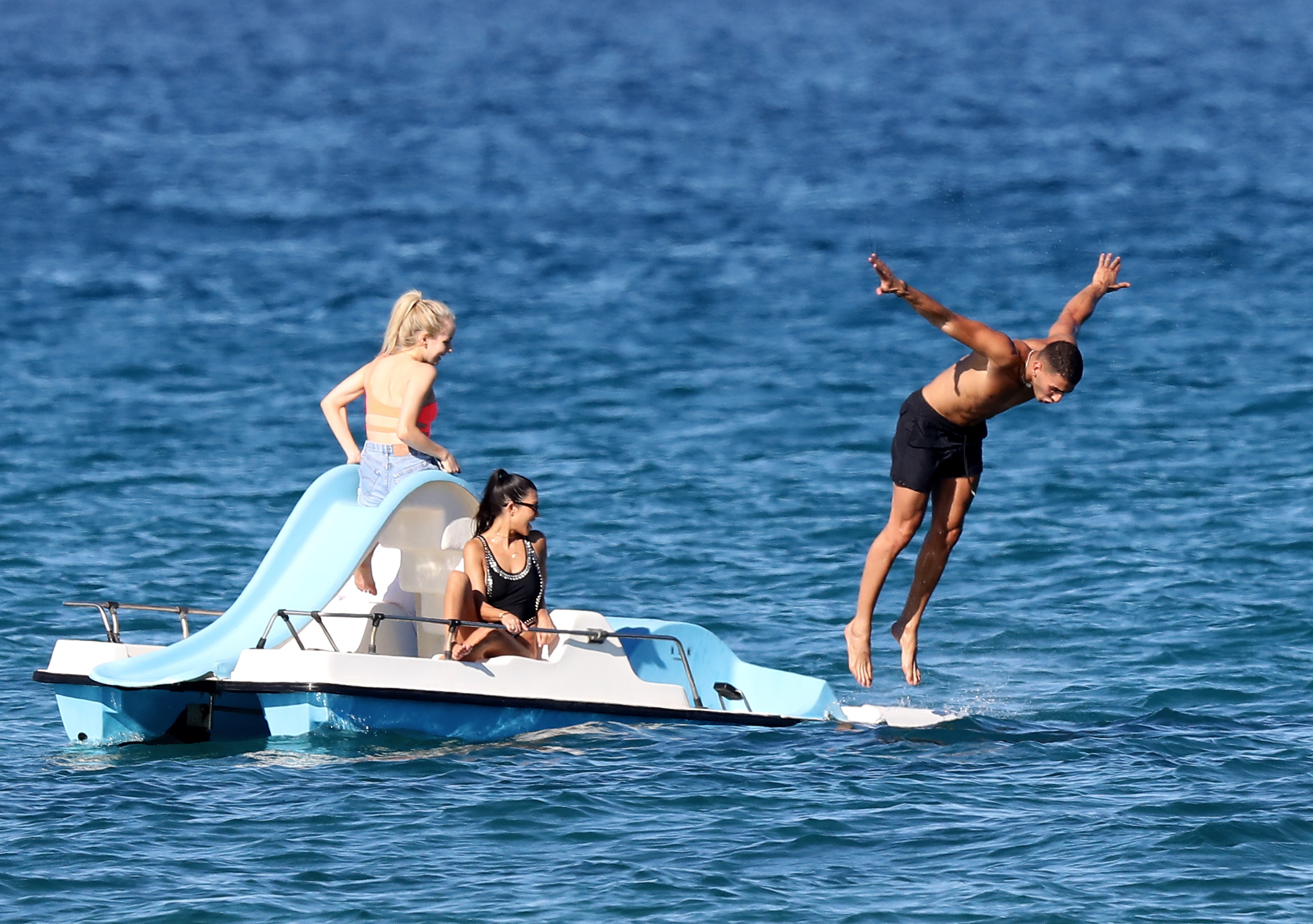 Access_Kardashian_120.jpg