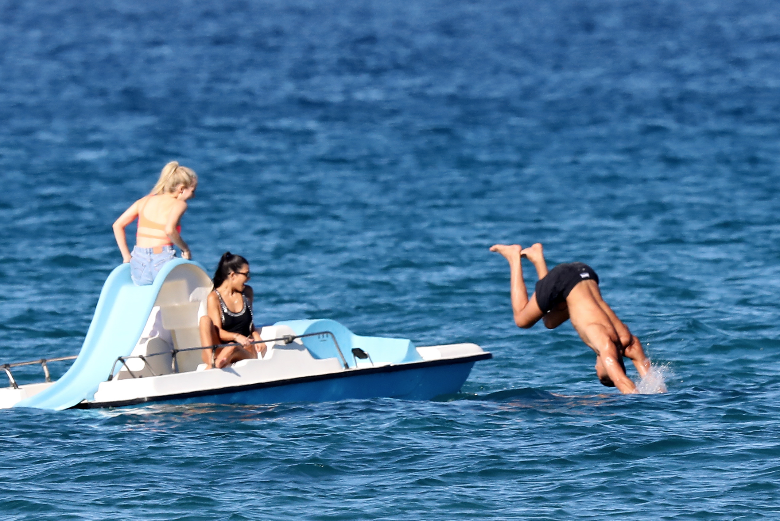 Access_Kardashian_123.jpg