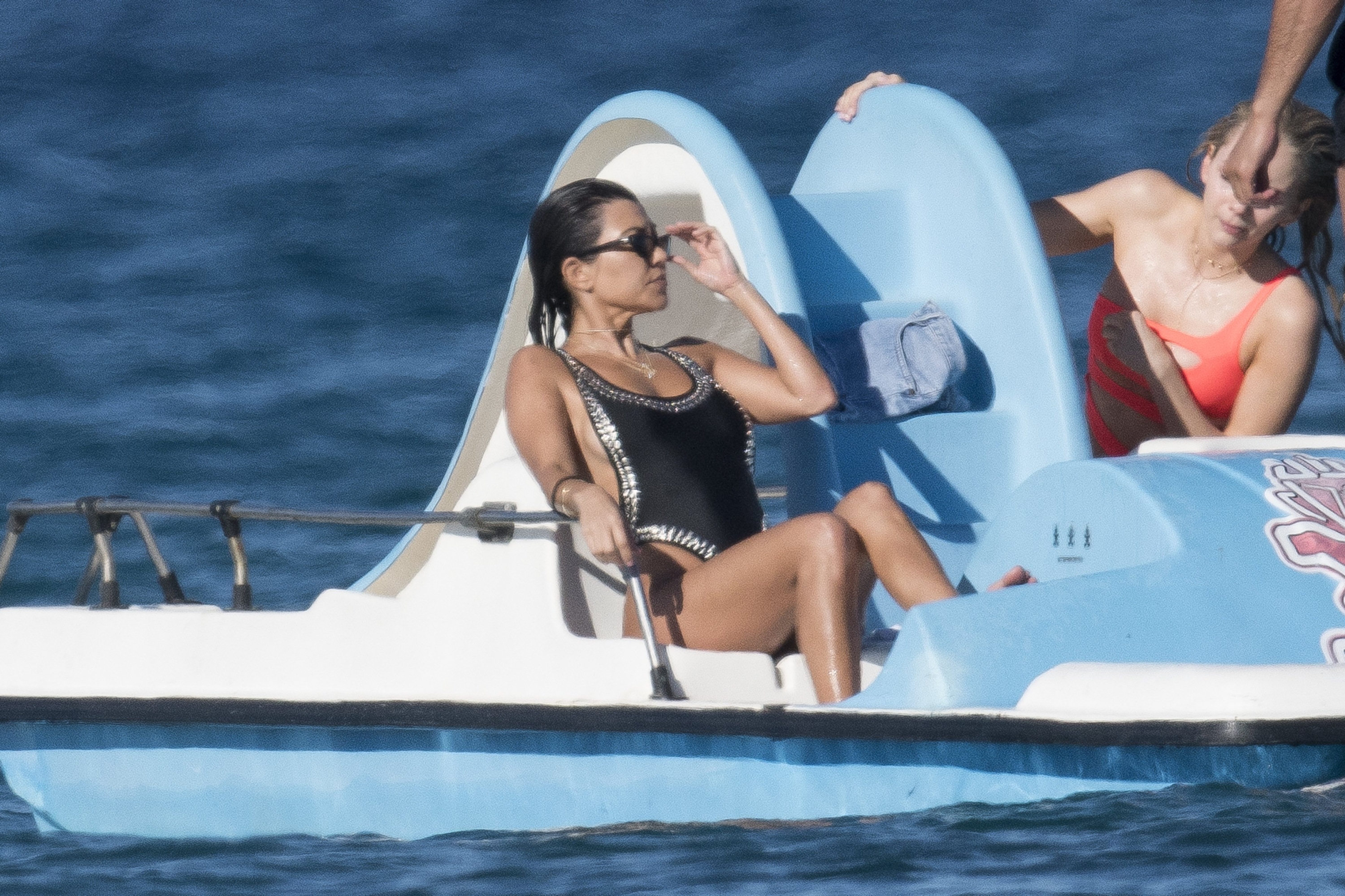 Access_Kardashian_130.jpg