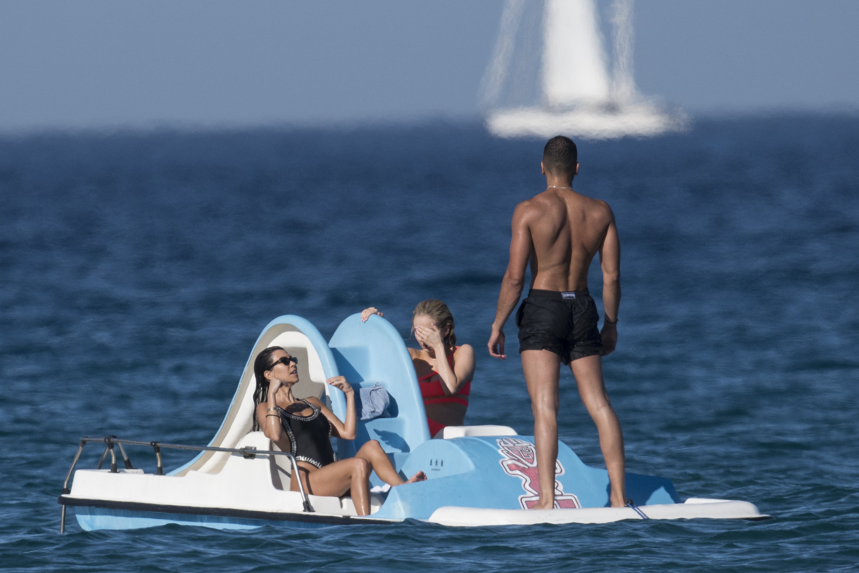 Access_Kardashian_131.jpg
