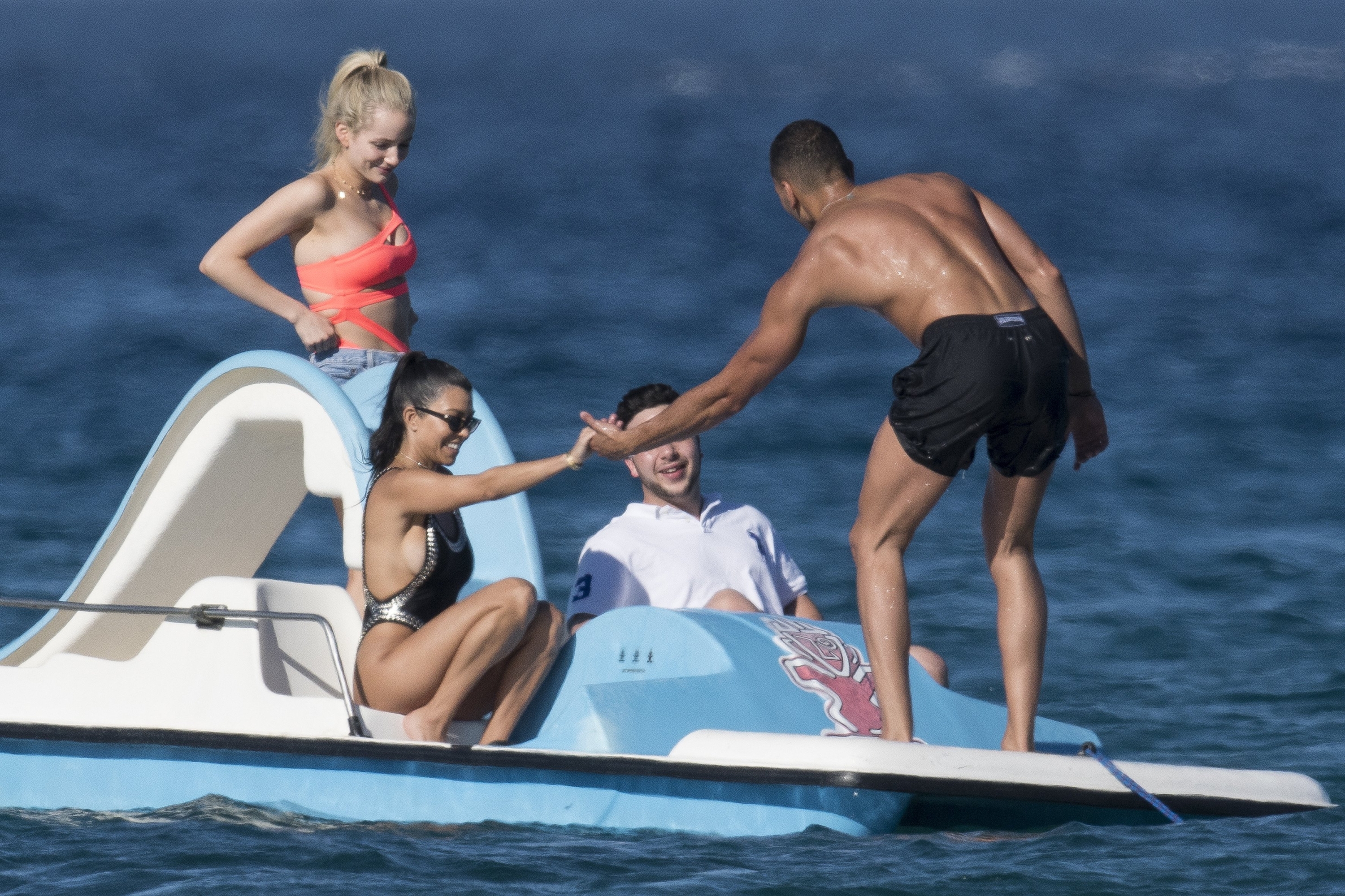 Access_Kardashian_147.jpg