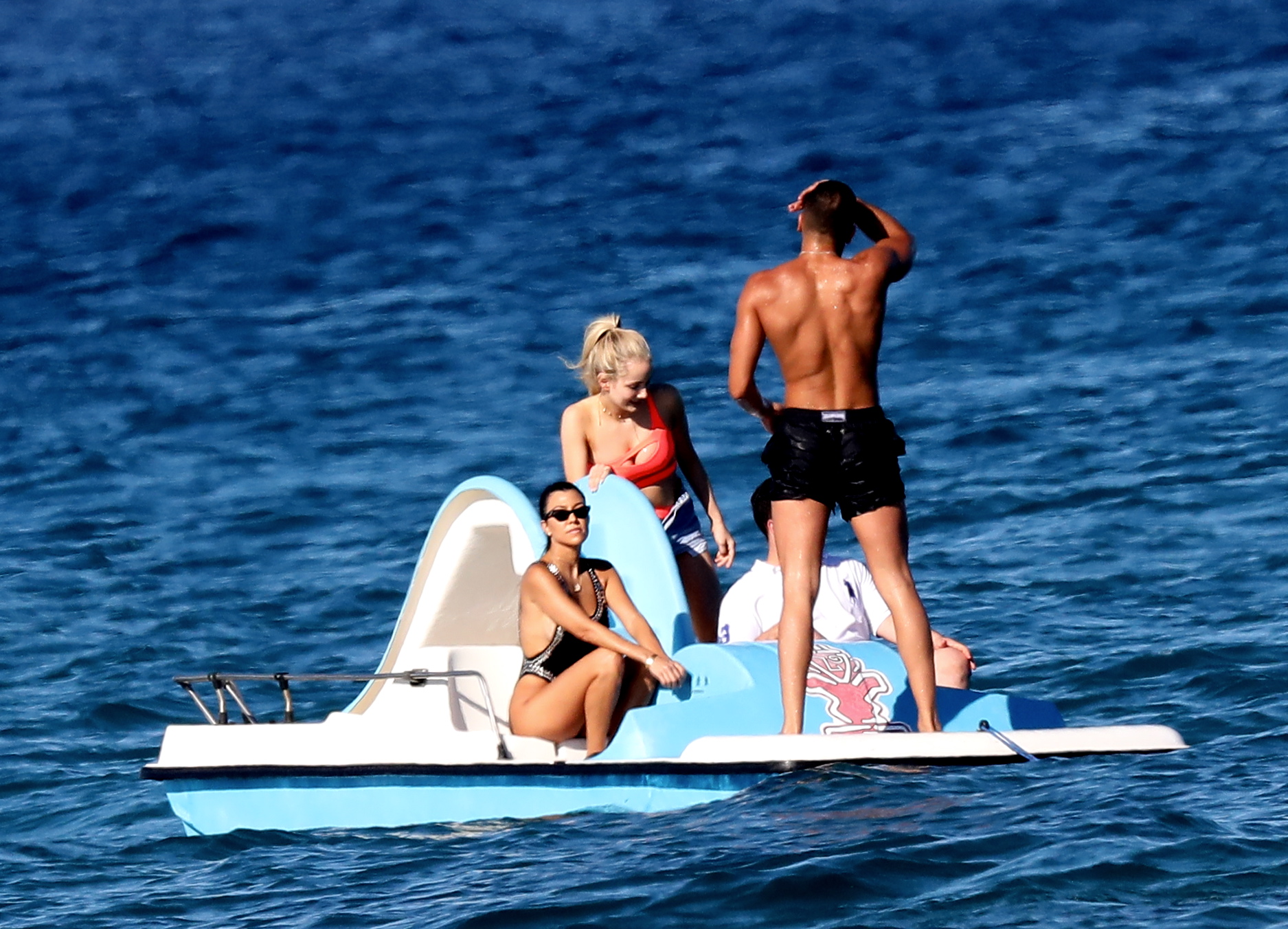 Access_Kardashian_78.jpg