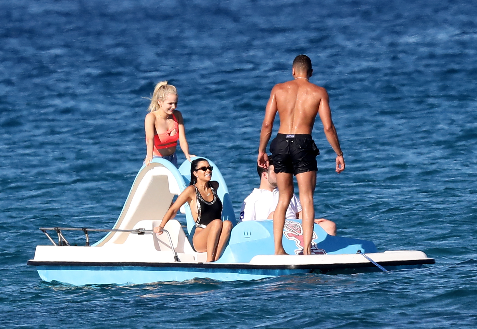 Access_Kardashian_80.jpg