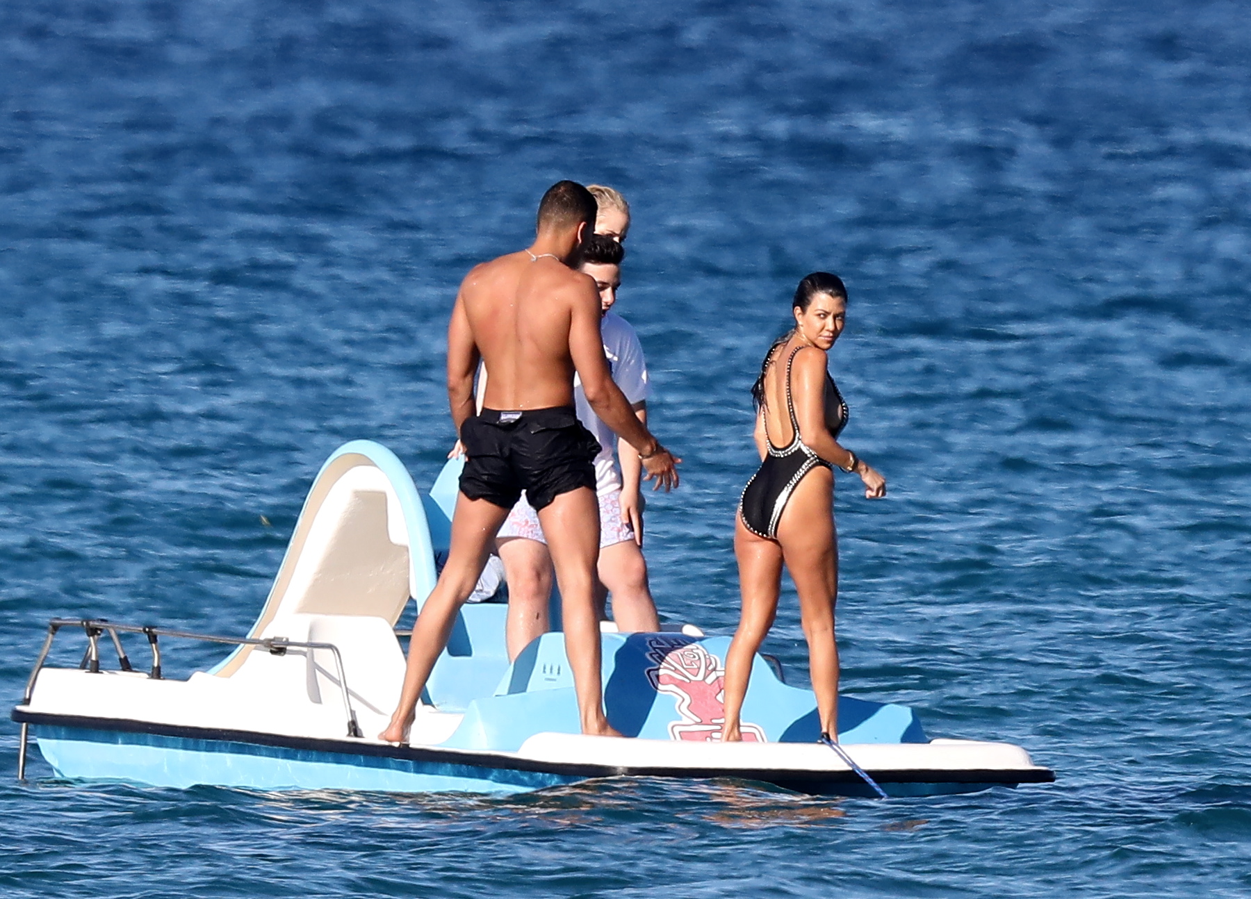 Access_Kardashian_88.jpg