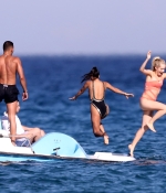 Access_Kardashian_1.jpg