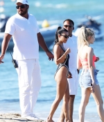 Access_Kardashian_104.jpg