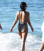 Access_Kardashian_105.jpg