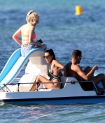 Access_Kardashian_110.jpg