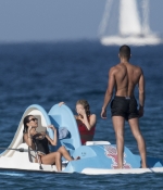 Access_Kardashian_131.jpg