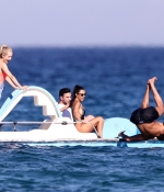 Access_Kardashian_14.jpg