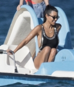 Access_Kardashian_148.jpg