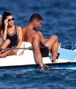 Access_Kardashian_3.jpg