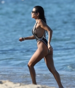 Access_Kardashian_31.jpg