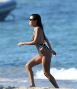 Access_Kardashian_32.jpg
