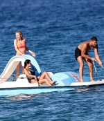 Access_Kardashian_33.jpg