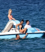 Access_Kardashian_75.jpg