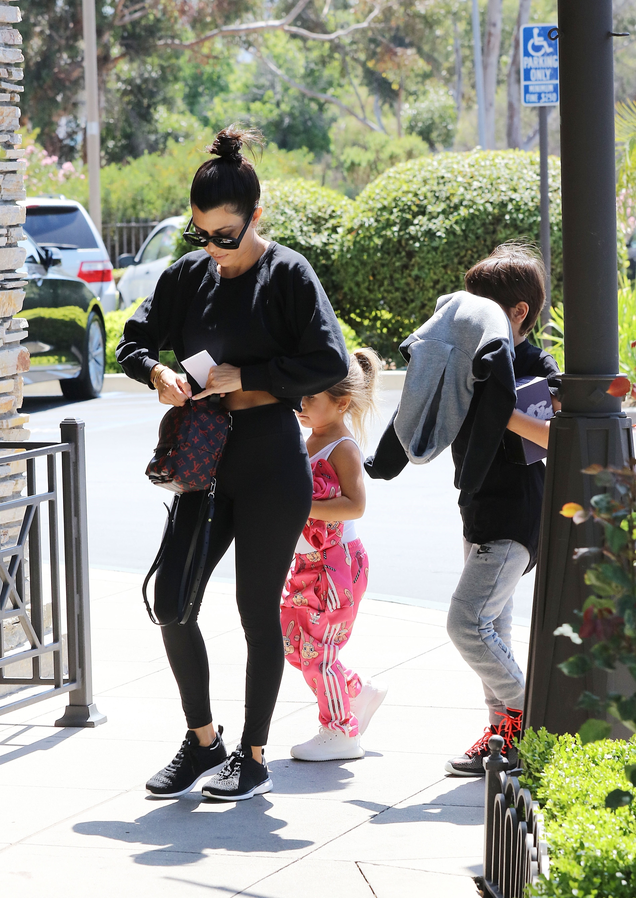 Access_Kardashian_28.jpg