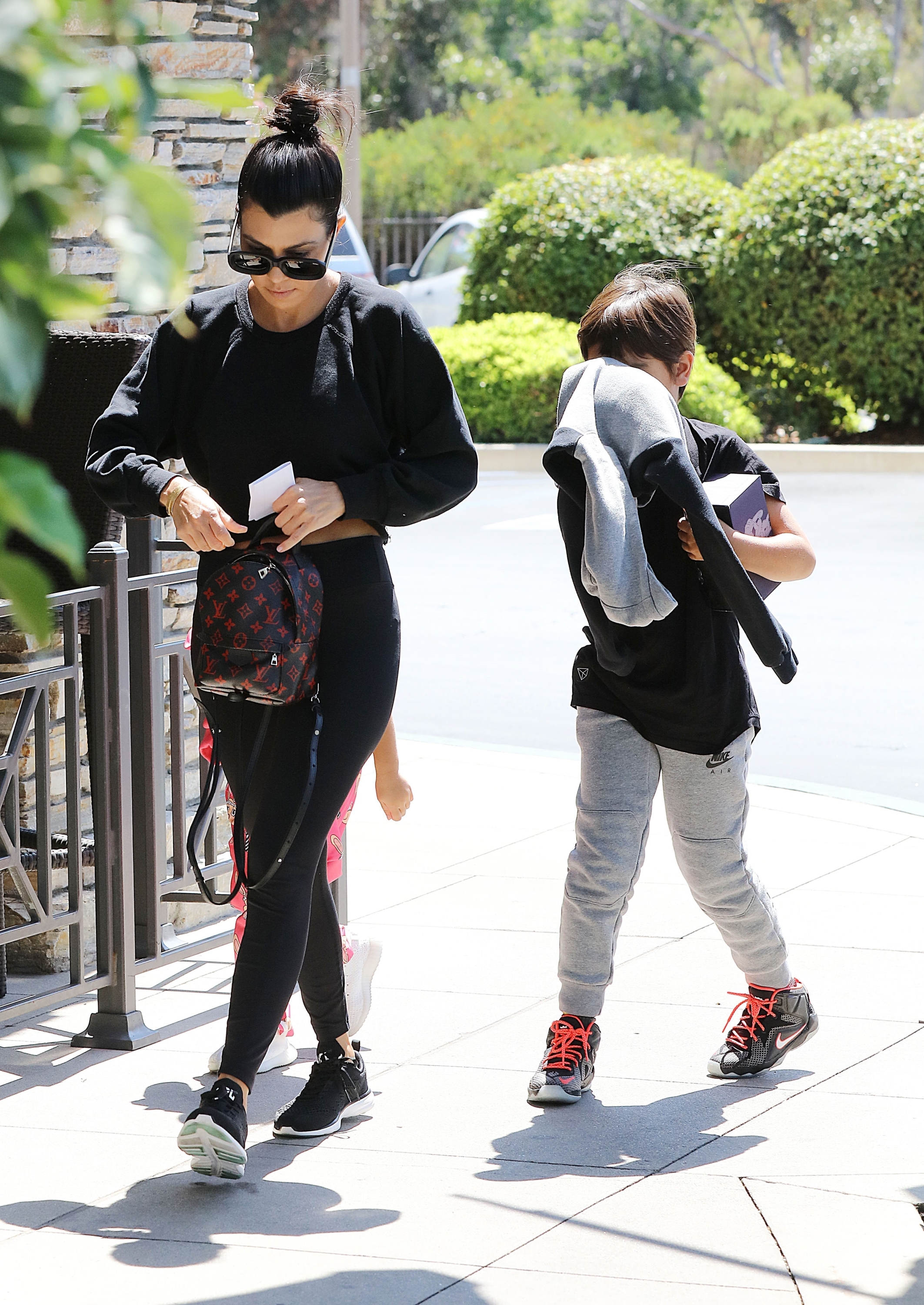 Access_Kardashian_30.jpg