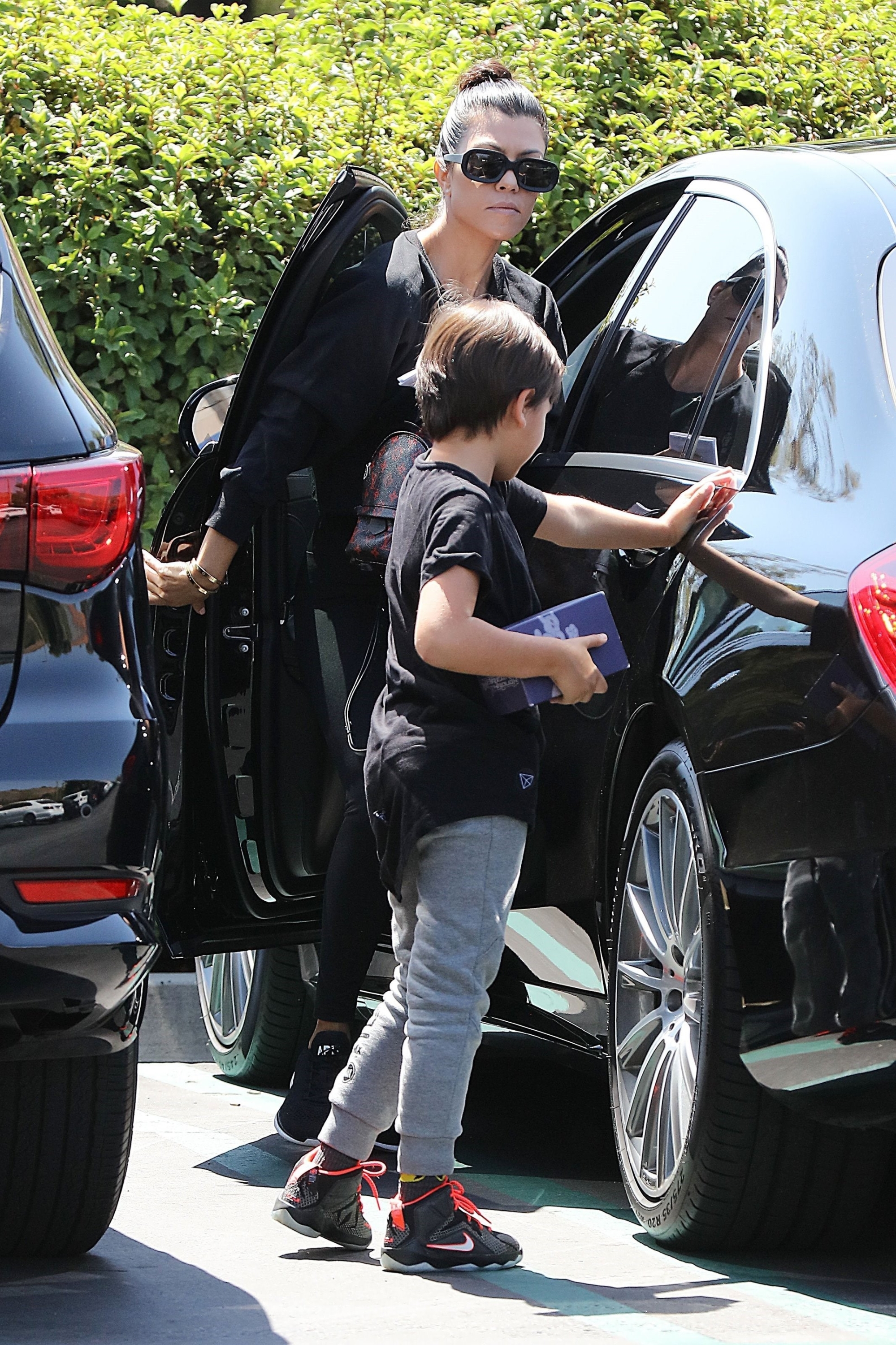 Access_Kardashian_77.jpg