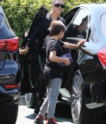 Access_Kardashian_5.jpg