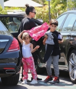 Access_Kardashian_72.jpg