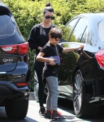 Access_Kardashian_8.jpg