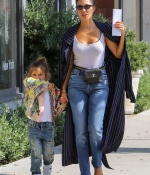 Access_Kardashian_12.jpg