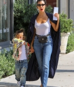 Access_Kardashian_13.jpg