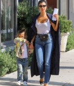 Access_Kardashian_14.jpg