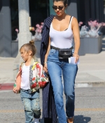 Access_Kardashian_5.jpg