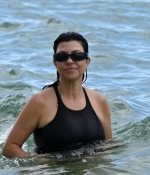 Access_Kardashian_12.jpg