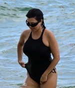 Access_Kardashian_15.jpg