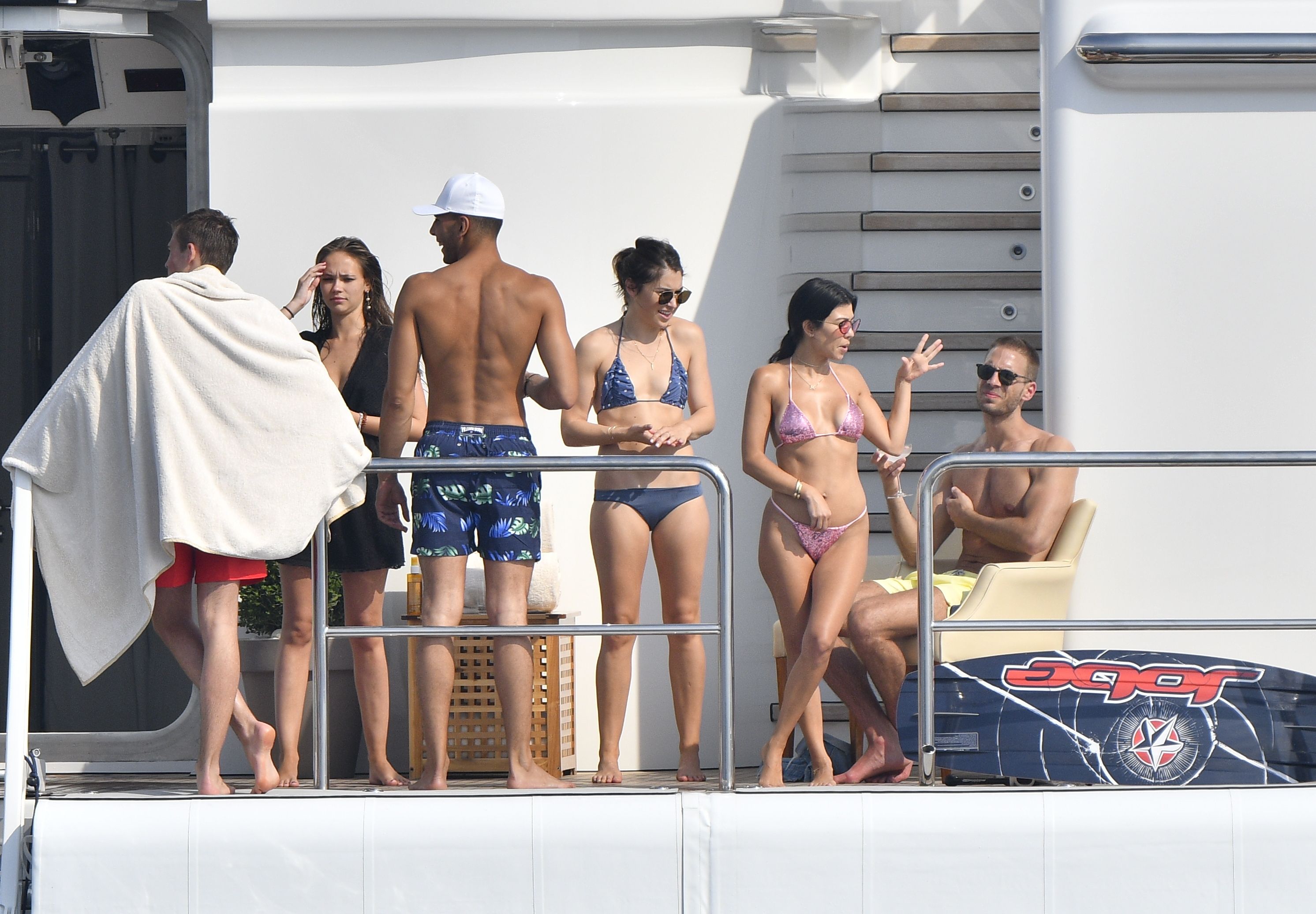 Access_Kardashian_34.jpg