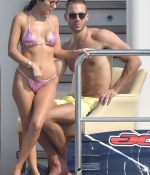 Access_Kardashian_25.jpg