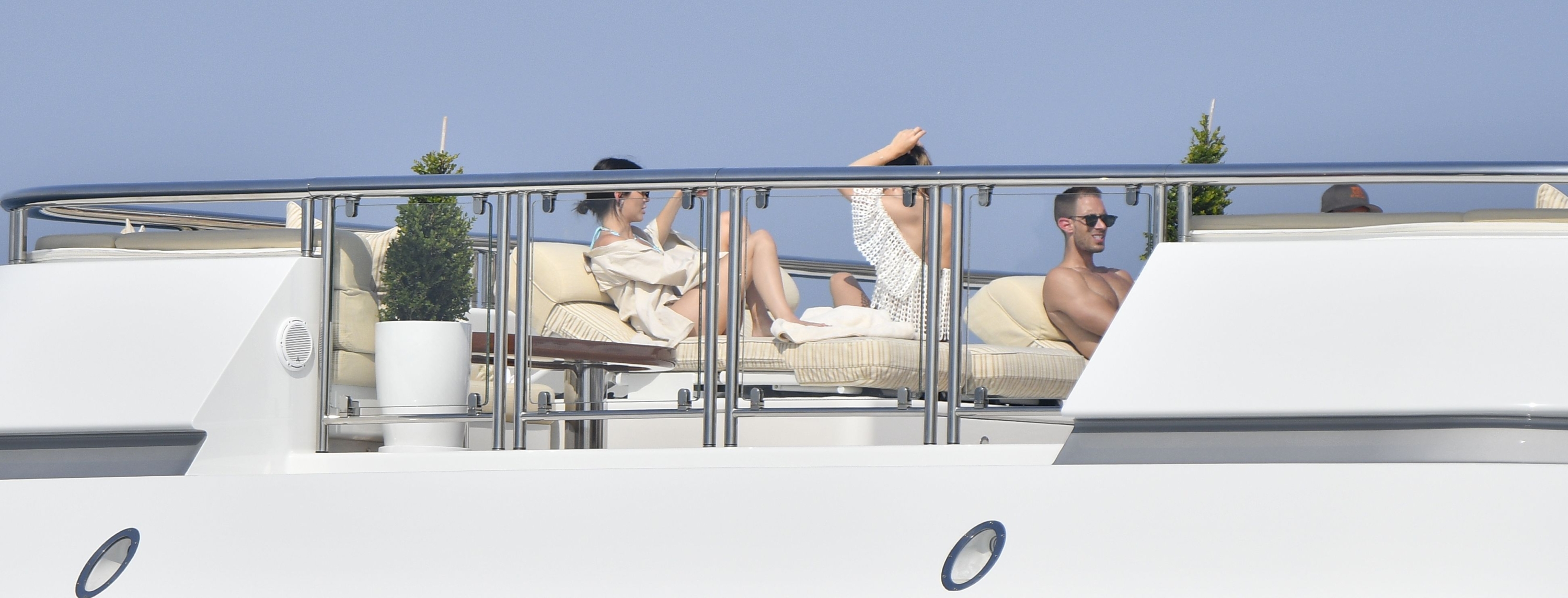 Access_Kardashian_2.jpg