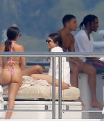 Access_Kardashian_12.jpg