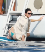 Access_Kardashian_34.jpeg